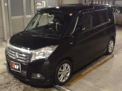 Mitsubishi DELICA D2  с аукциона в Японии