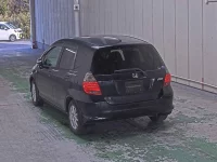 Honda FIT лот № 6101 оценка RA  с аукциона в Японии 1