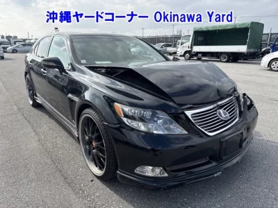 Lexus LS