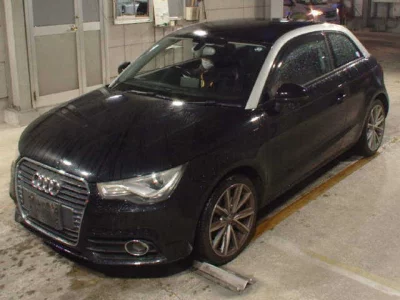 Audi A1  с аукциона в Японии