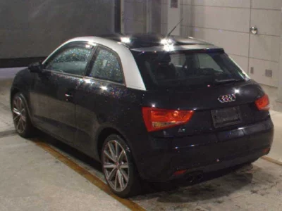 Audi A1  с аукциона в Японии