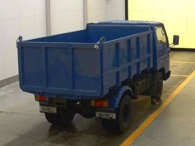 Mazda TITAN  с аукциона в Японии