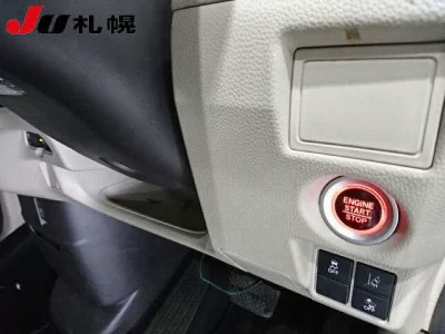 Honda N BOX  с аукциона в Японии