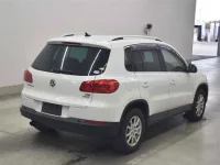Volkswagen TIGUAN лот № 40003 оценка 3.5  с аукциона в Японии 4