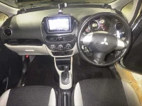 Mitsubishi I-MIEV лот № 6035 оценка R  с аукциона в Японии 2