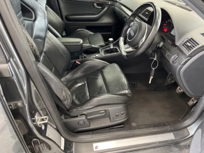 Audi RS4  с аукциона в Японии