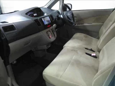 Daihatsu MOVE  с аукциона в Японии