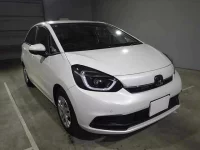 Honda FIT лот № 3076 оценка 4  с аукциона в Японии 2