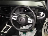 Honda FIT лот № 3076 оценка 4  с аукциона в Японии 7