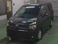 Toyota VOXY лот № 134 оценка R  с аукциона в Японии 5
