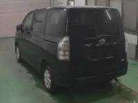 Toyota VOXY лот № 134 оценка R  с аукциона в Японии 1