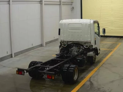 Mazda TITAN  с аукциона в Японии