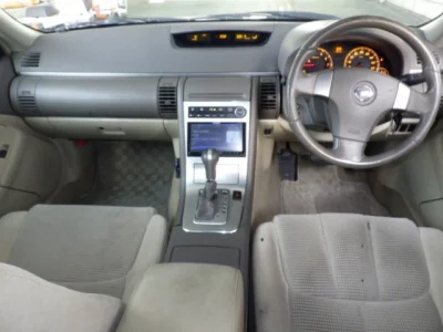 Nissan STAGEA