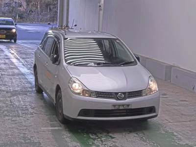 Nissan WINGROAD  с аукциона в Японии