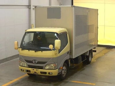 Hino DUTRO  с аукциона в Японии