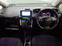 Toyota WISH лот № 146 оценка 3.5  с аукциона в Японии 2