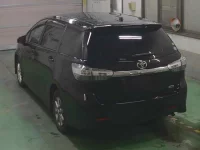 Toyota WISH лот № 146 оценка 3.5  с аукциона в Японии 1