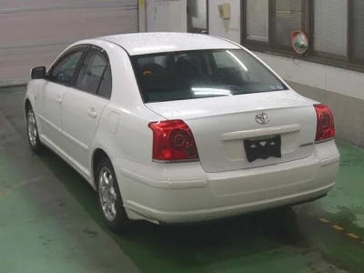 Toyota AVENSIS SEDAN