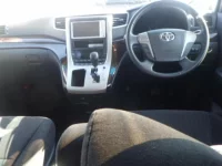 Toyota VELLFIRE лот № 2203 оценка 3.5  с аукциона в Японии 2