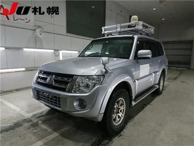 Mitsubishi PAJERO  с аукциона в Японии