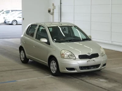 Toyota VITZ  с аукциона в Японии