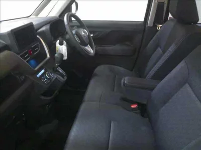 Daihatsu MOVE  с аукциона в Японии