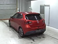 Mazda DEMIO лот № 2207 оценка 3.5  с аукциона в Японии 1