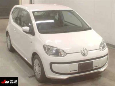 Volkswagen UP  с аукциона в Японии
