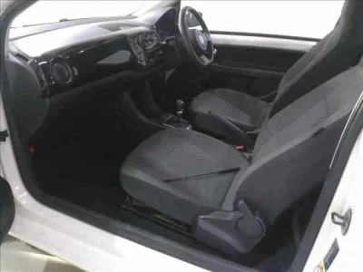 Volkswagen UP  с аукциона в Японии