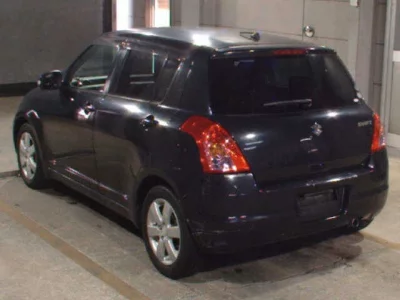 Suzuki SWIFT  с аукциона в Японии