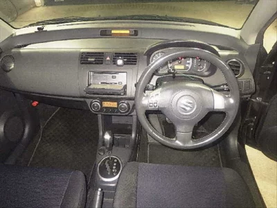 Suzuki SWIFT  с аукциона в Японии