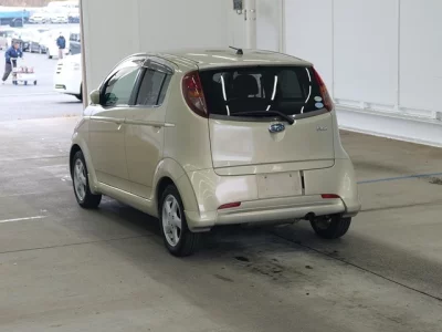 Subaru R2  с аукциона в Японии