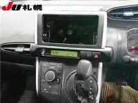 Toyota WISH лот № 1067 оценка R  с аукциона в Японии 5