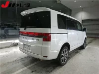 Mitsubishi DELICA D5 лот № 1068 оценка R  с аукциона в Японии 1