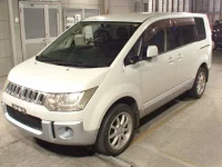 Mitsubishi DELICA D5 лот № 6091 оценка 3.5  с аукциона в Японии 3