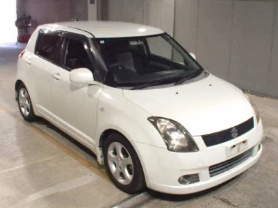 Suzuki SWIFT  с аукциона в Японии