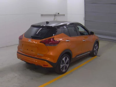 Nissan KICKS  с аукциона в Японии