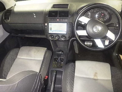 Volkswagen CROSS POLO