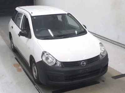 Nissan AD  с аукциона в Японии