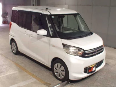 Mitsubishi EK SPACE