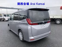 Toyota NOAH лот № 40001 оценка 3.5  с аукциона в Японии 1