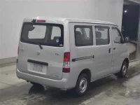 Toyota LITE ACE VAN лот № 70093 оценка 3.5  с аукциона в Японии 4