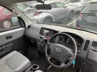 Toyota LITE ACE VAN лот № 70093 оценка 3.5  с аукциона в Японии 2