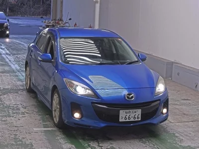 Mazda AXELA  с аукциона в Японии