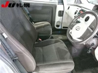 Toyota SPADE лот № 1074 оценка 4  с аукциона в Японии 4