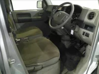 Nissan CLIPPER VAN лот № 4047 оценка 3  с аукциона в Японии 3