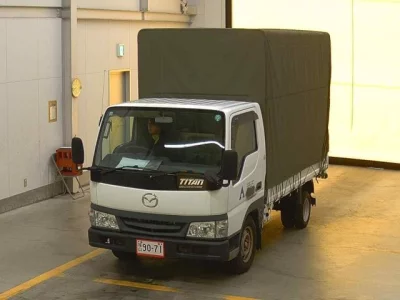 Mazda TITAN  с аукциона в Японии