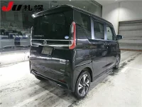 Nissan ROOX лот № 1079 оценка 4  с аукциона в Японии 1