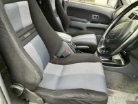 Toyota HILUX SURF лот № 70099 оценка 3.5  с аукциона в Японии 6