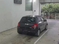 Suzuki SWIFT лот № 166 оценка 3  с аукциона в Японии 2